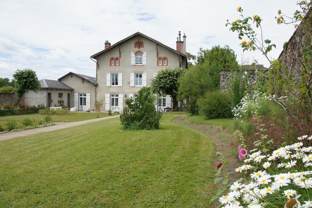 Le Clos De La Muse Saint-Junien Exterior foto