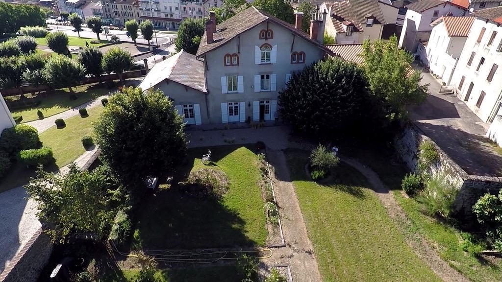 Le Clos De La Muse Saint-Junien Exterior foto